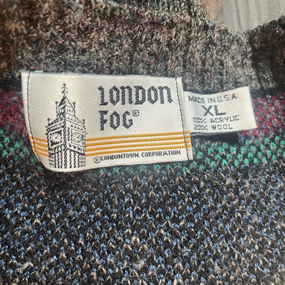 London Fog vintage sweater - Picture 2 of 2